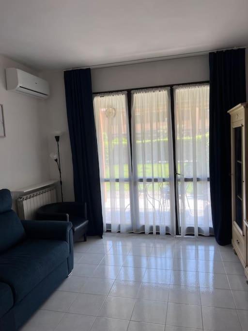 Casa Lora Appartement Sirmione Buitenkant foto